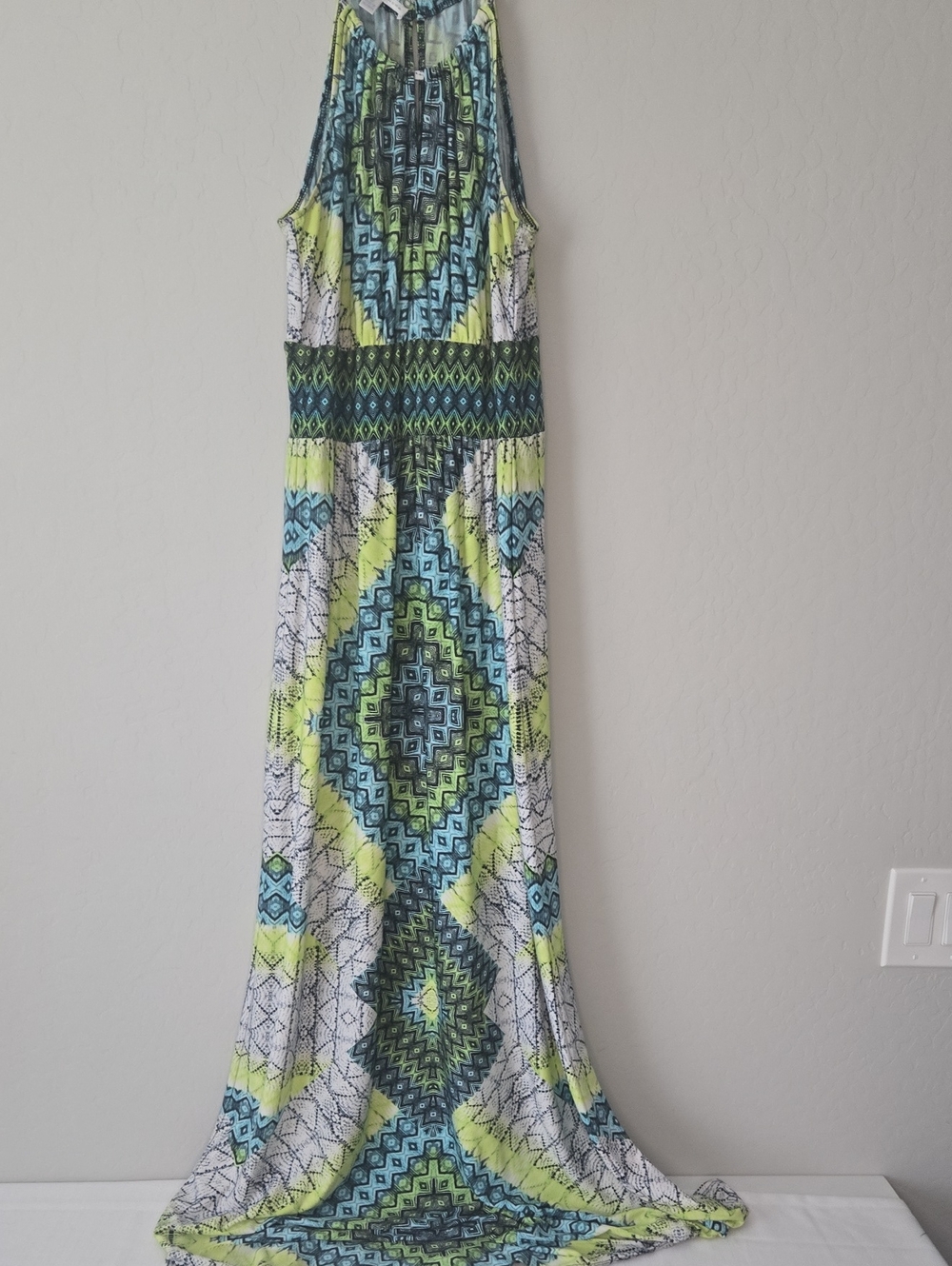 London Times Sleeveless Maxi Dress in Lime, Teal & White Geometric Print